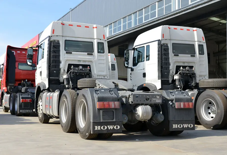 Sinotruk Howo TX 6×4 Tractor Truck-3